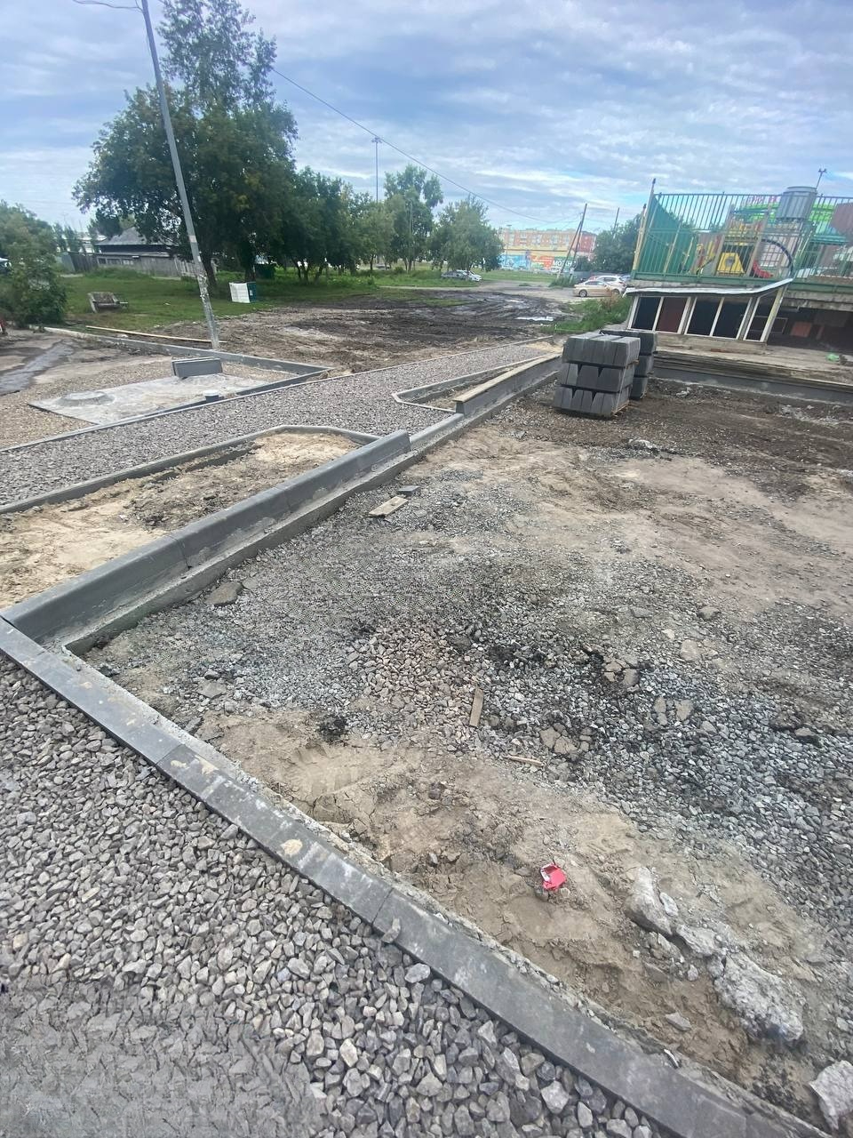 https://arzamas.blago-s.ru/storage/app/uploads/public/670/50e/2ad/67050e2ad6ad8067330744.jpg