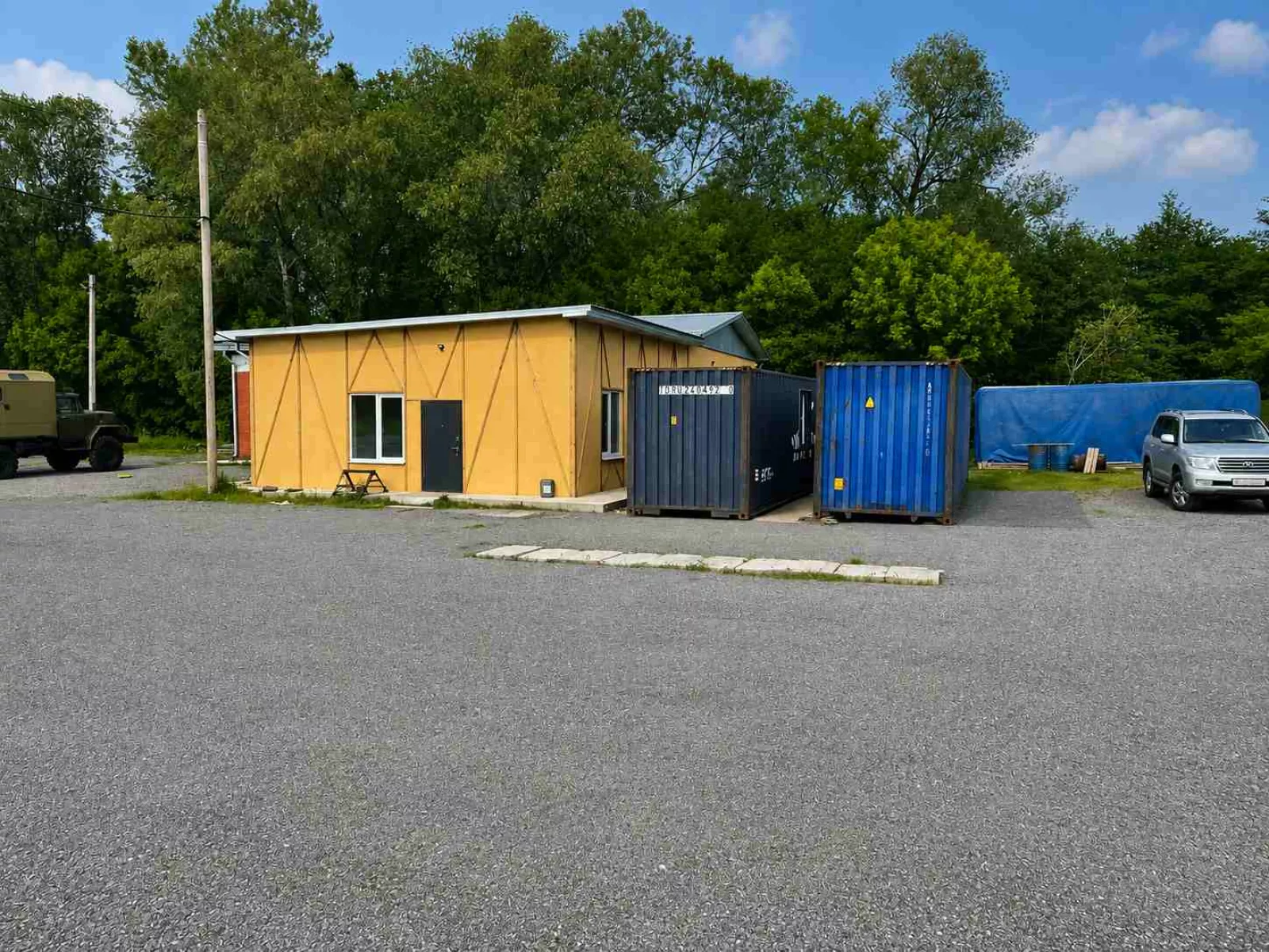 Асфальтирование площадки на территории предприятия — фото 2